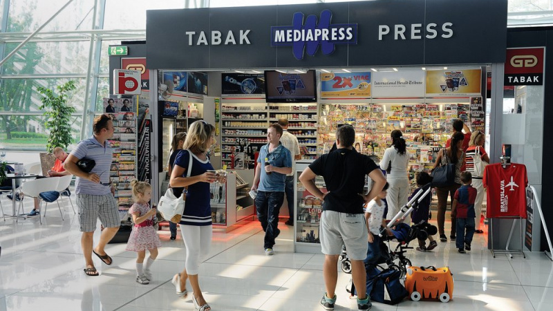 Press distribution / Royal Invest Consulting - foto Press distribution / Royal Invest Consulting - foto